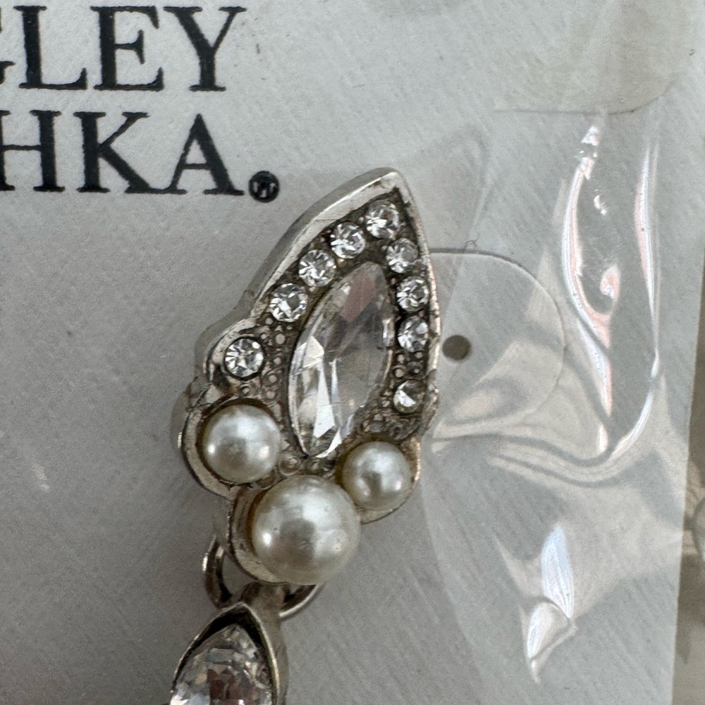 Belle Badgley Mischka Statement Earrings With Pearls and Crystals - Picture 4 of 6